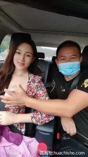 风骚滴滴女司机各种勾引乘客乱干 合集预览图06