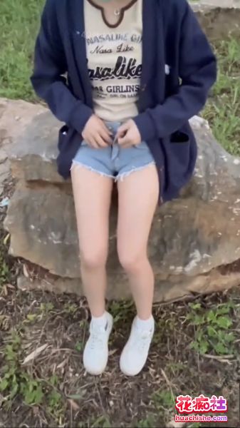 海角乱伦 和妹妹同居的生活