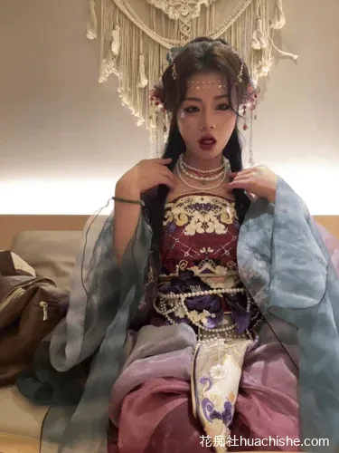 Asia-GoodLuck 户外极限大胆露出预览图13