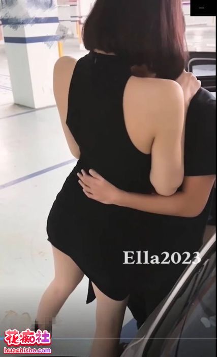 Ella小骚狐 户外露出调教啪啪预览图14