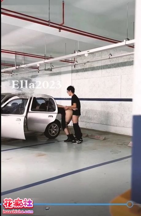 Ella小骚狐 户外露出调教啪啪预览图15