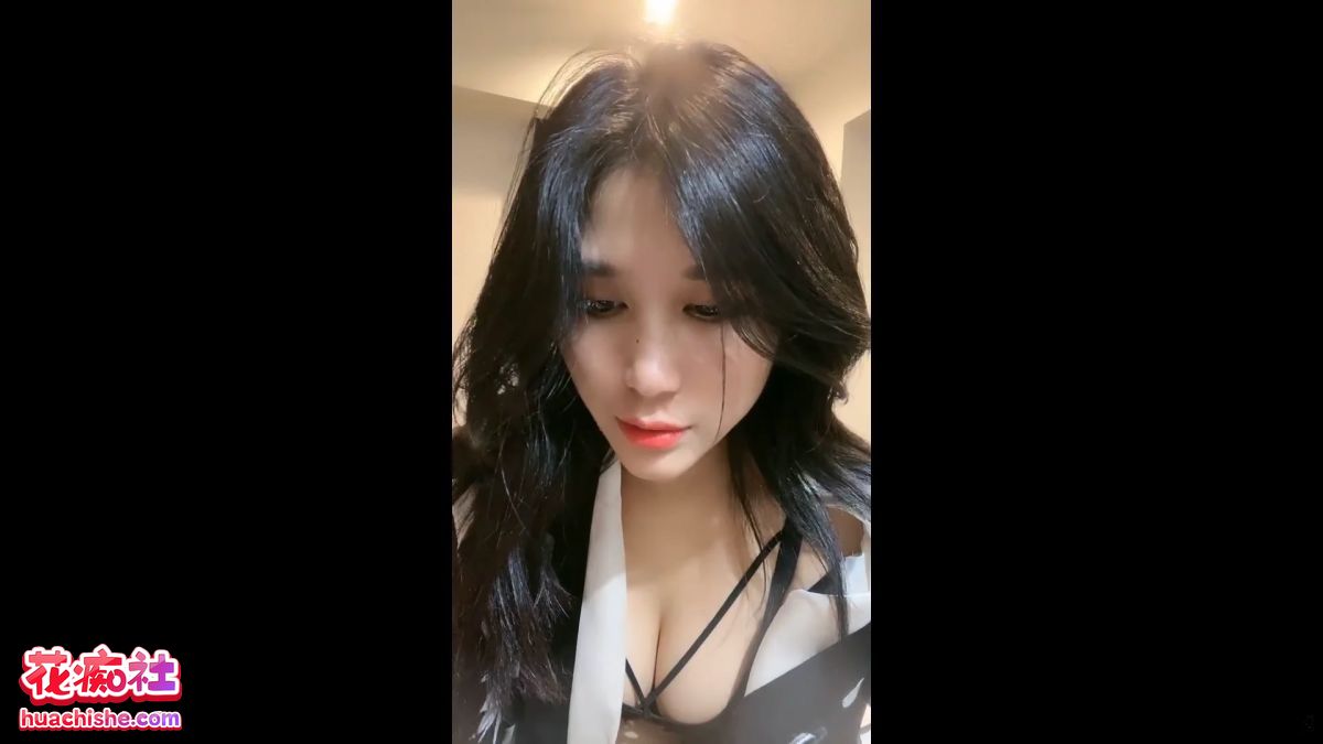 小白女奴/我有一个光年梦 揉奶抠B自慰预览图09