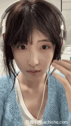 抖音极品高颜值学生妹 张人o 无水隐私流出预览图02