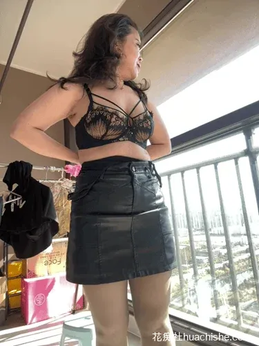 anna_kk 肥臀性感黑丝跳蛋自慰预览图13