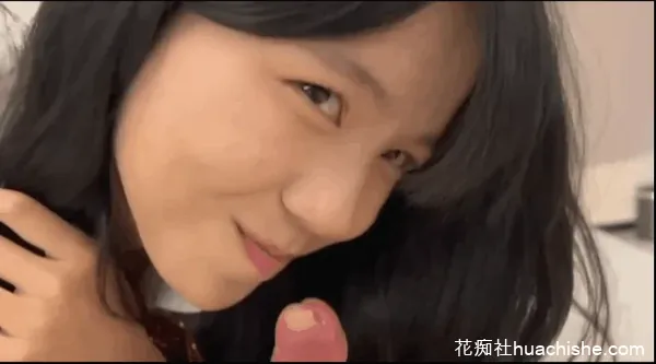 极品超嫩小美女【马丹妮】泄密预览图09