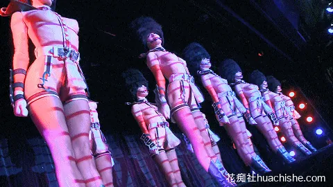 曾经很火的疯马秀Crazy Girls预览图13