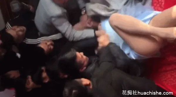 收集了国内的低俗婚闹合集预览图02