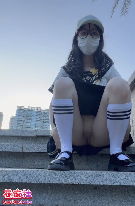 03年极品反差福利姬 yao0589/小夭预览图08